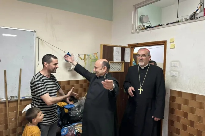 بيتسابالا يزور رعيّة العائلة المقدّسة في مدينة غزّة للمرّة الأولى منذ بداية الحرب