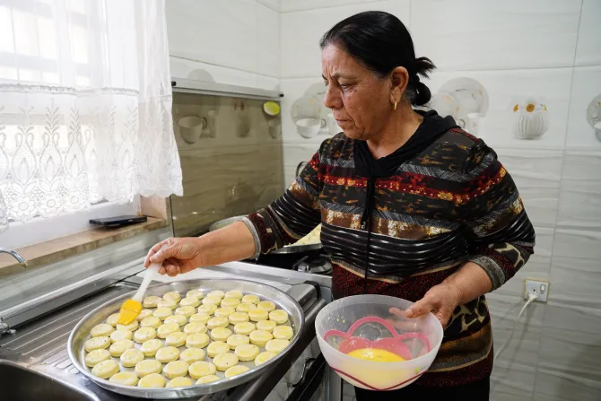 من أجواء عيد الميلاد في الحمدانيّة، العراق