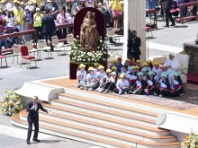 البابا فرنسيس يلتقي الأطفال في ساحة القدّيس بطرس-الفاتيكان