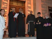 من احتفال رعيّة مار مارون في طرابلس-لبنان بافتتاح معرض الميلاد الأوّل وإضاءة شجرة العيد